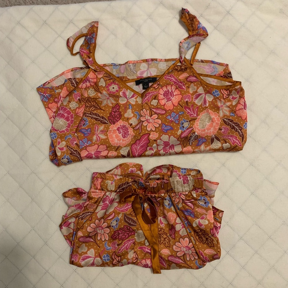 Ann Taylor Floral Print Cami and Shorts Pajama Set